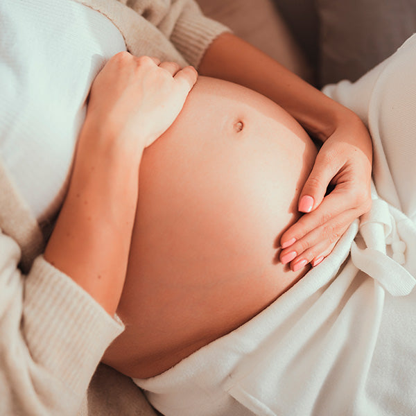 Comment lutter contre les vergetures durant la grossesse ?
